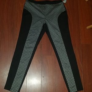 Soho Apparel Black & Grey Leggings